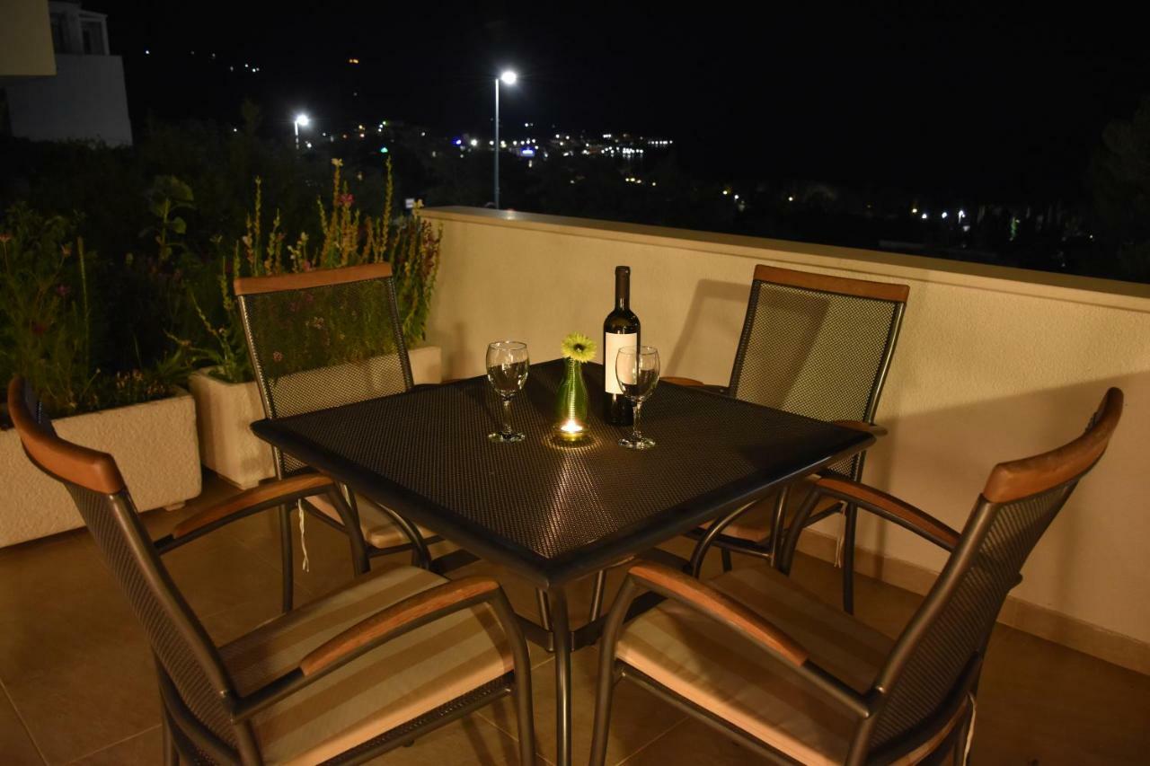 Versi Tučepi Exterior foto