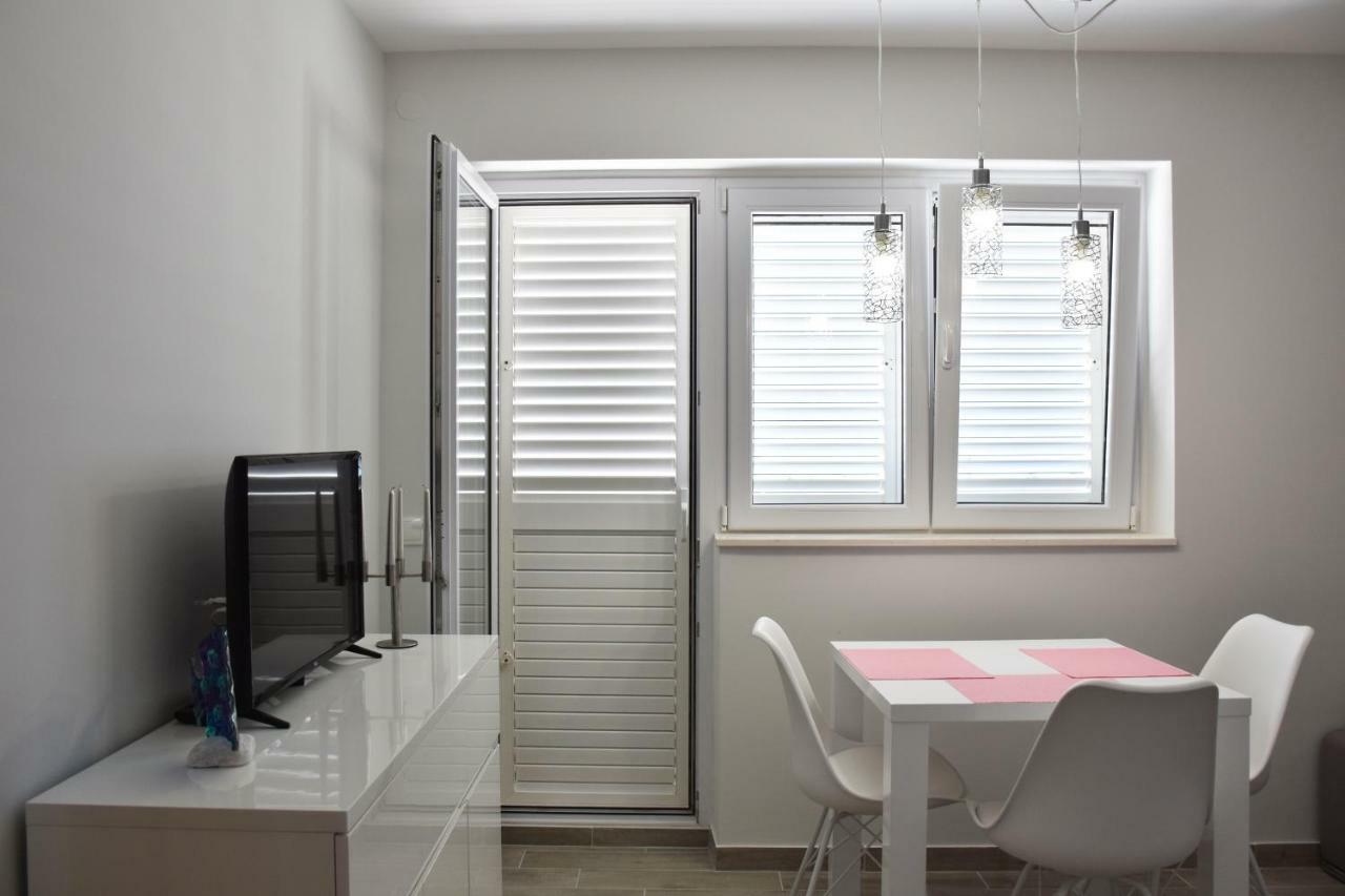 Versi Tučepi Exterior foto